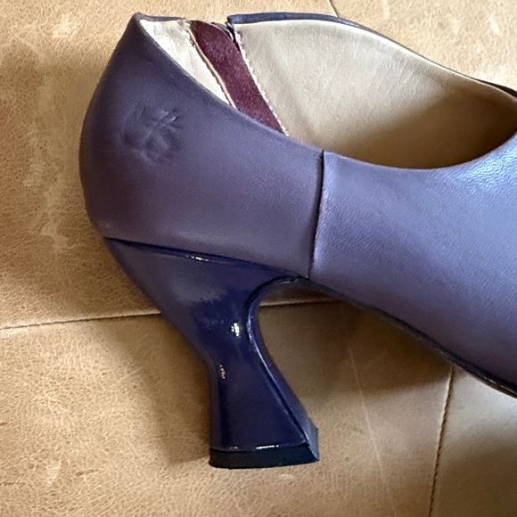 JOHN FLUEVOG super cute 6.5 bootie - Picture 5 of 13